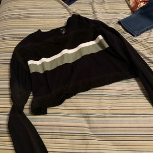 Rue 21 long sleeve crop top